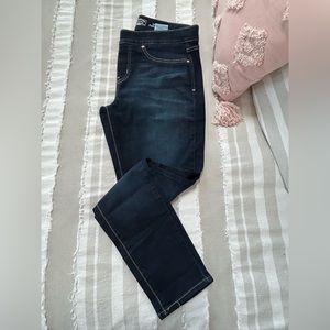 Signature Levi Strauss Totally Shaping Jeans